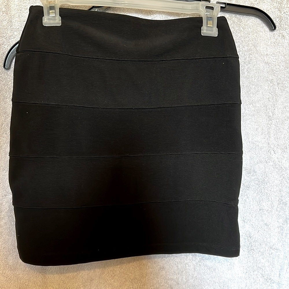 Short mini skirt